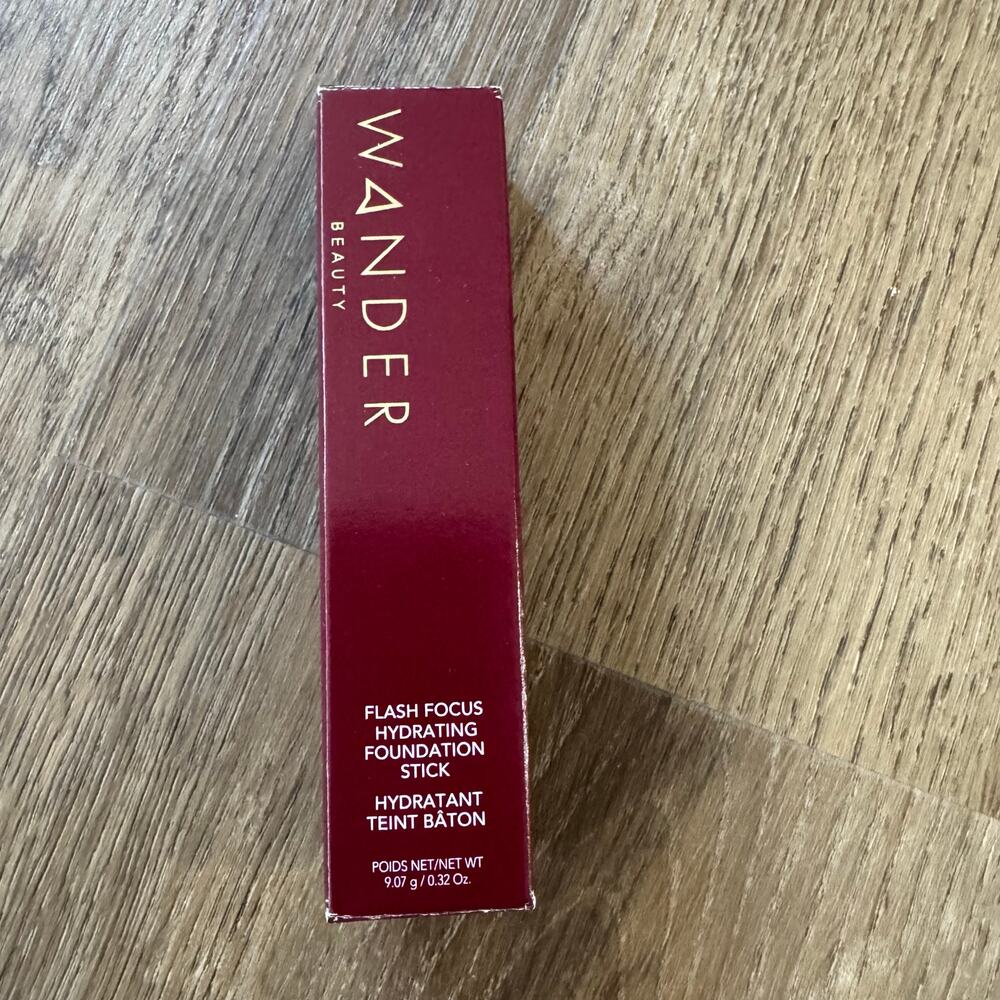 Wander Beauty Flash Focus Hydrating Foundation Stick in Golden Medium